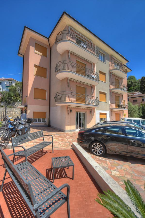 Hotel Noris Finale Ligure Extérieur photo